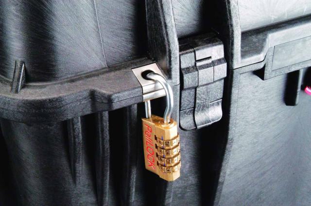 Odolný kufr PELI 0350